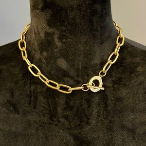 Chunky Toogle clasp necklace